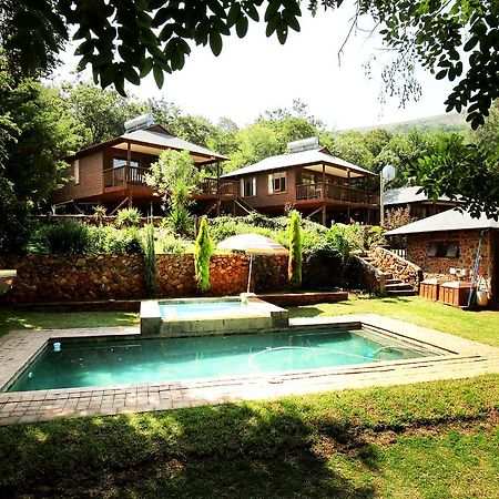Zongororo Mountain Lodge Waterval-Onder Kültér fotó