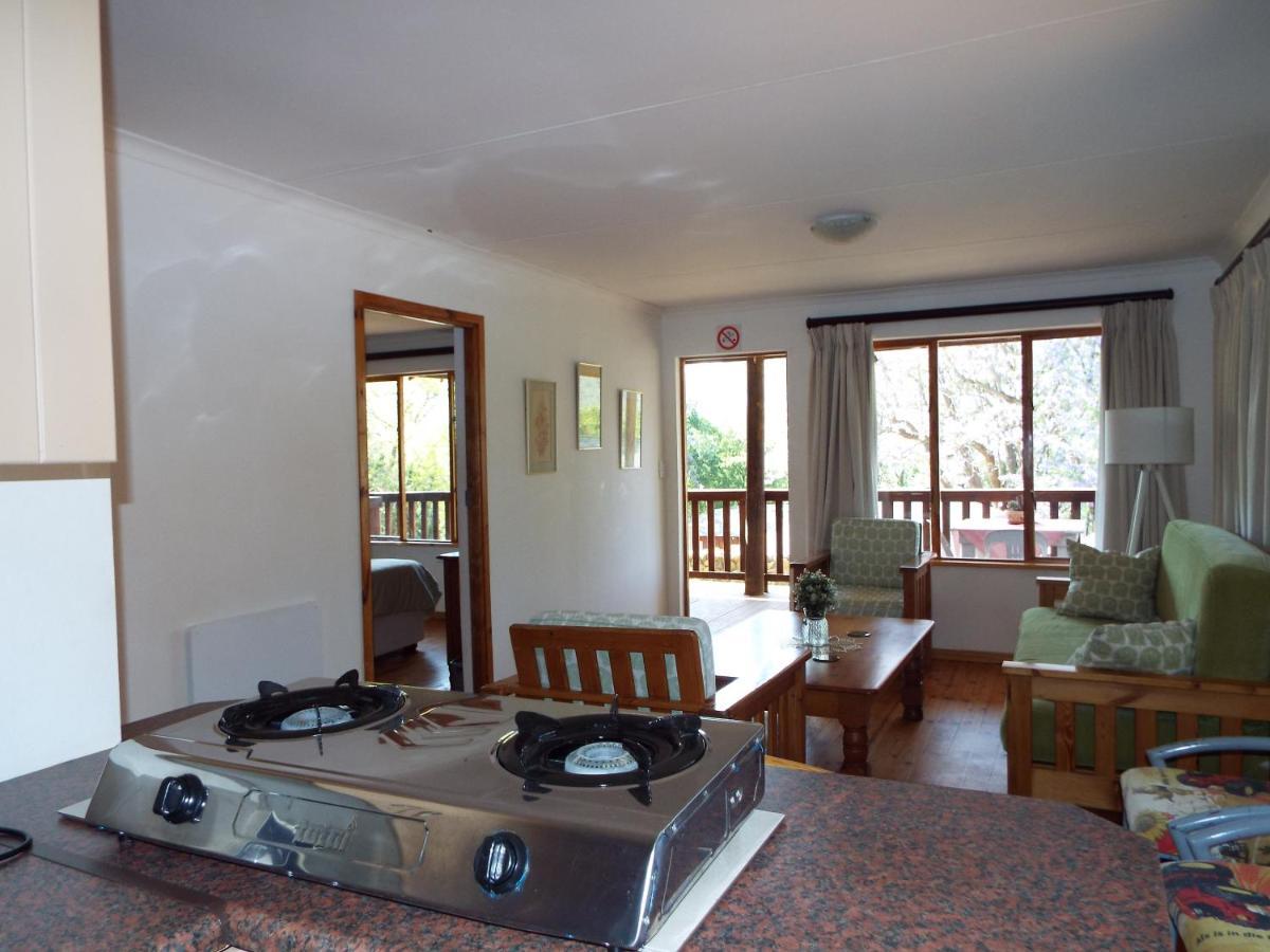 Zongororo Mountain Lodge Waterval-Onder Kültér fotó