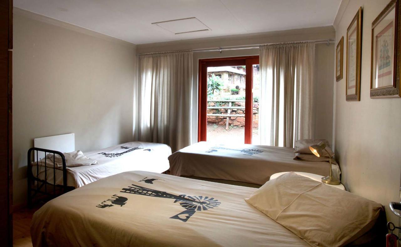 Zongororo Mountain Lodge Waterval-Onder Kültér fotó