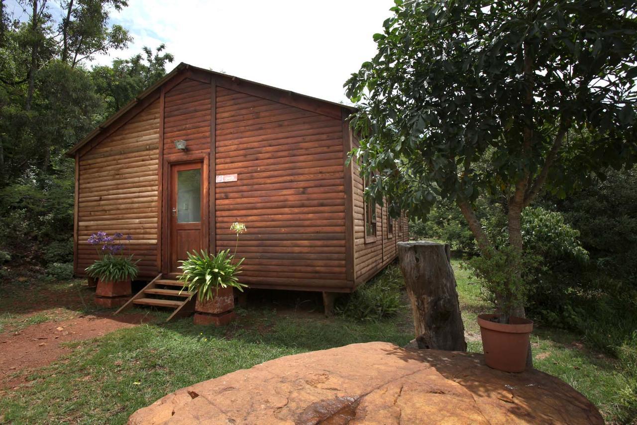 Zongororo Mountain Lodge Waterval-Onder Kültér fotó