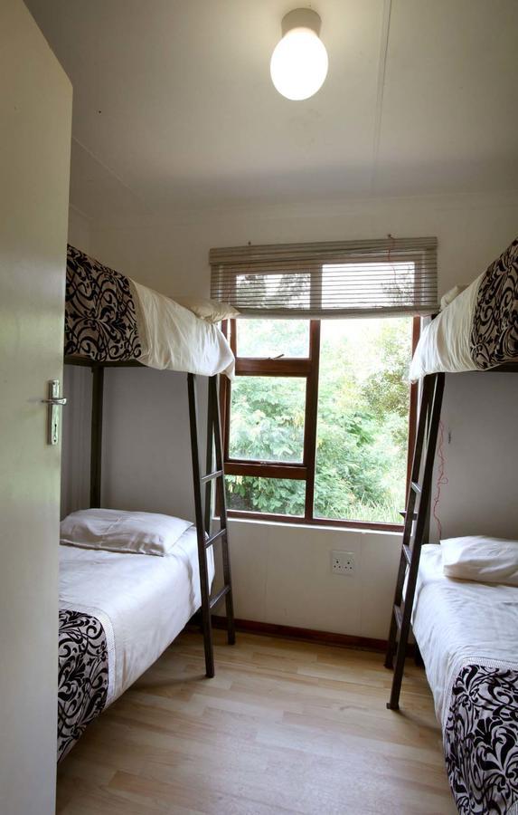 Zongororo Mountain Lodge Waterval-Onder Kültér fotó